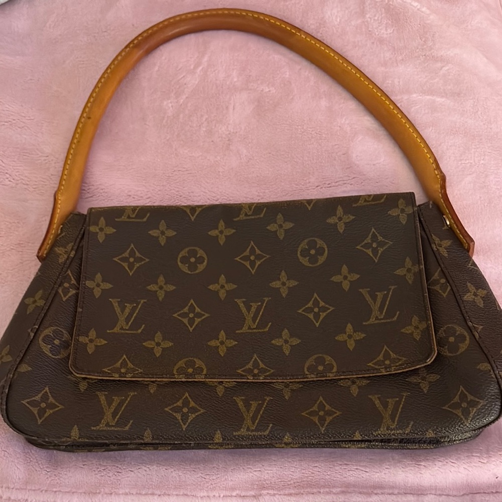 Louis Vuitton Brown and Gold Shoulder Bag with Iconic Monogram